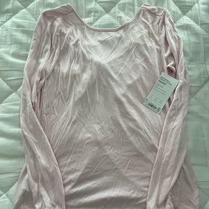 Athleta waterfall top. NWT. Size med